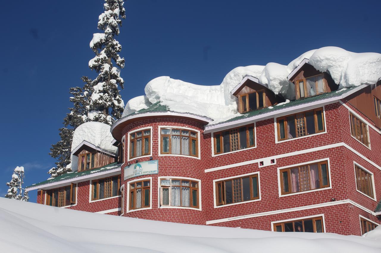 Fluorescence Hotel And Restaurant Gulmarg Extérieur photo